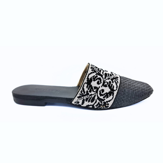 Amelia Flat Mules – Stylish & Comfortable Everyday Slip-Ons for Women